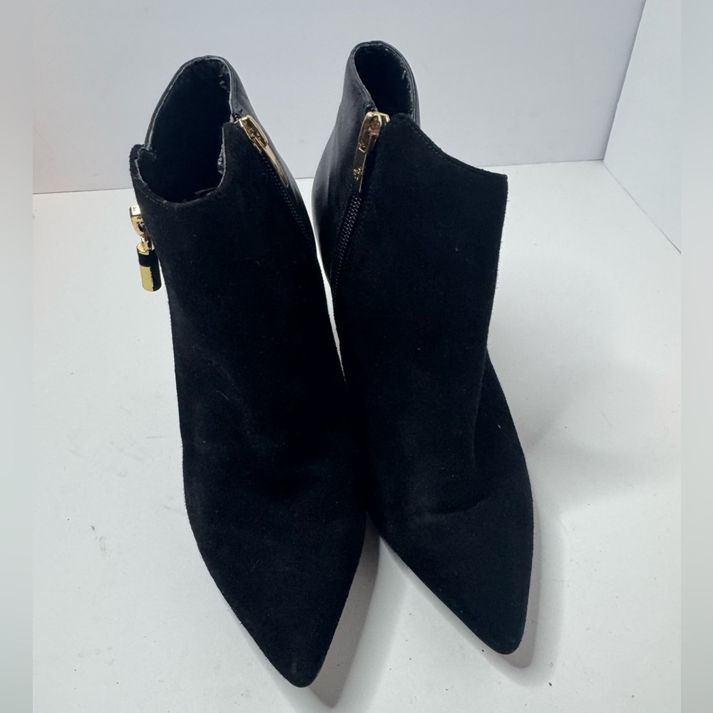 Marc Fisher Black Suede Ankle Booties Size 5.5M